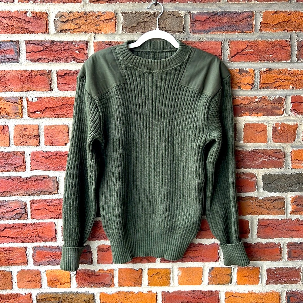 Vintage army look sweater